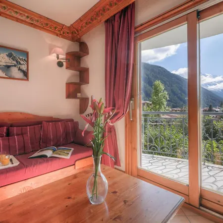 Apartman Le Cristal Gm18 Mountain View, Pool & Parking - Happy Rentals Chamonix