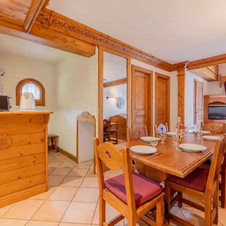 Le Cristal Gm18 Mountain View, Pool & Parking - Happy Appartamento *