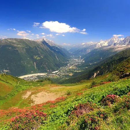 Le Cristal Gm18 Mountain View, Pool & Parking - Happy Appartamento *